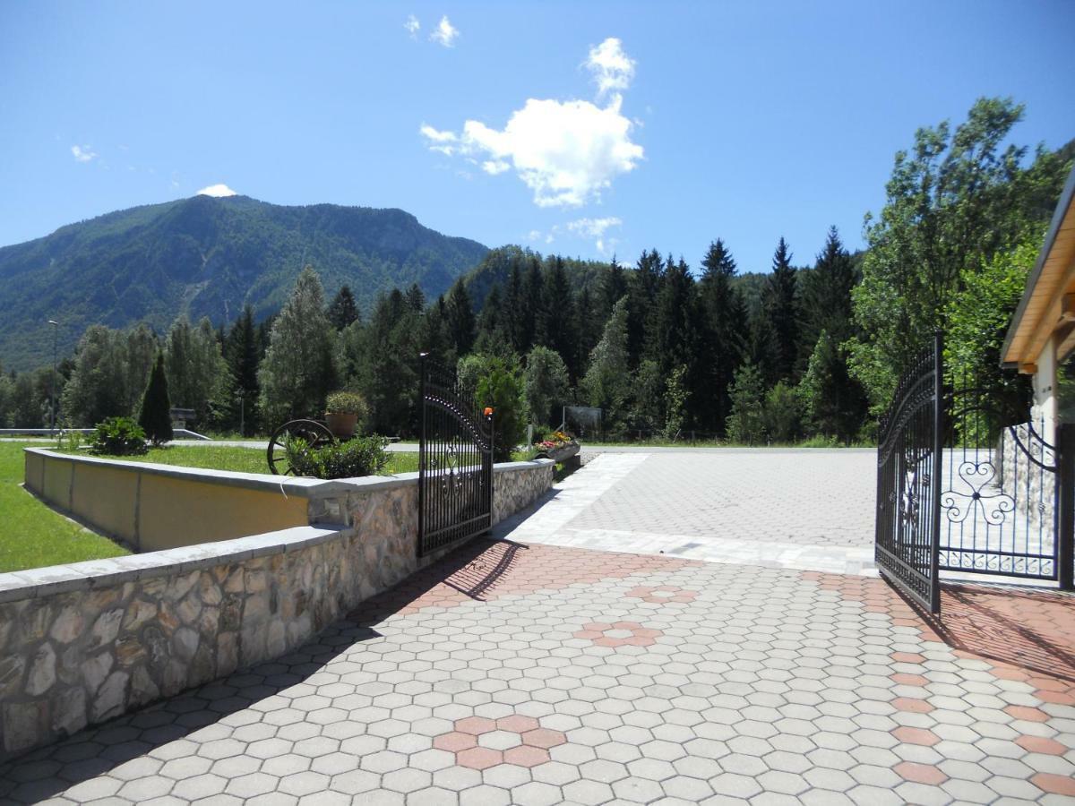 Apartment Bosili Mojstrana Exterior foto